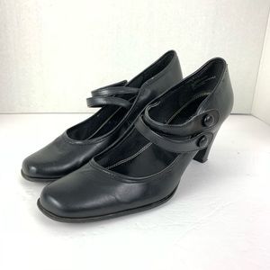 Black Mary Janes White Mountain Heels Size 8